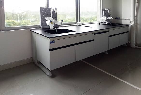 廣州實(shí)驗(yàn)臺廠家