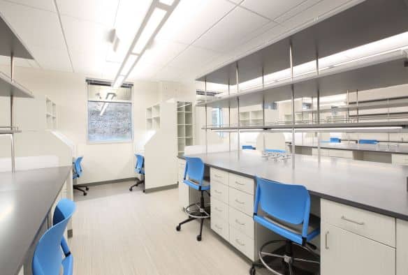 深度解析GMP實(shí)驗(yàn)室裝修改造的步驟與注意事項(xiàng)