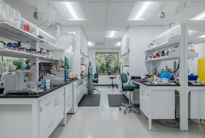 廣州實驗室建設公司