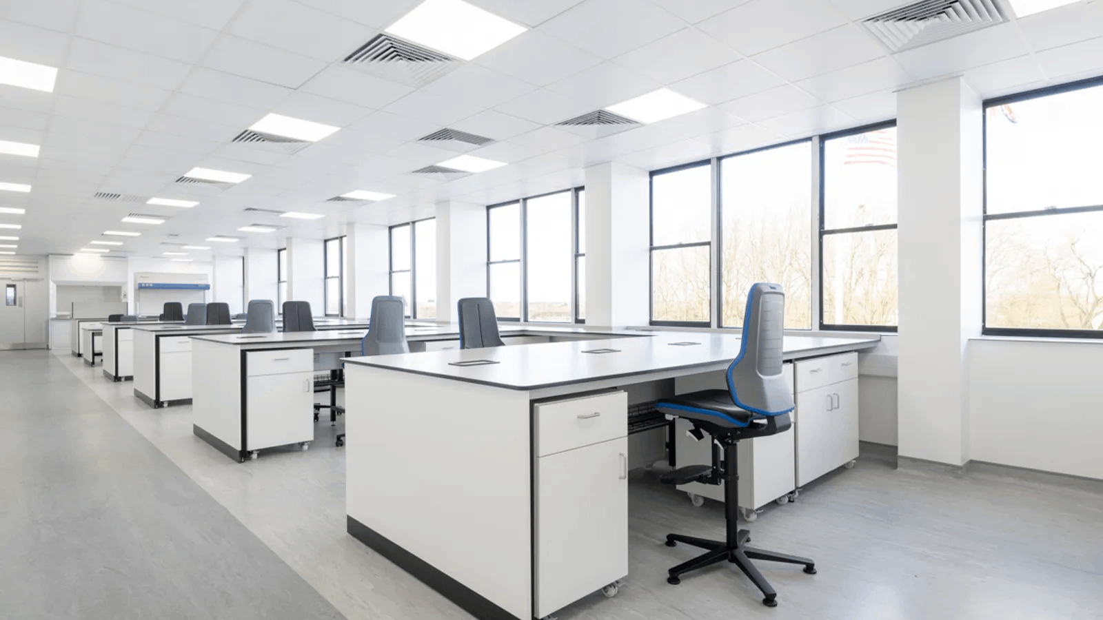 對(duì)于不同行業(yè)的實(shí)驗(yàn)室裝修設(shè)計(jì)有什么不同？