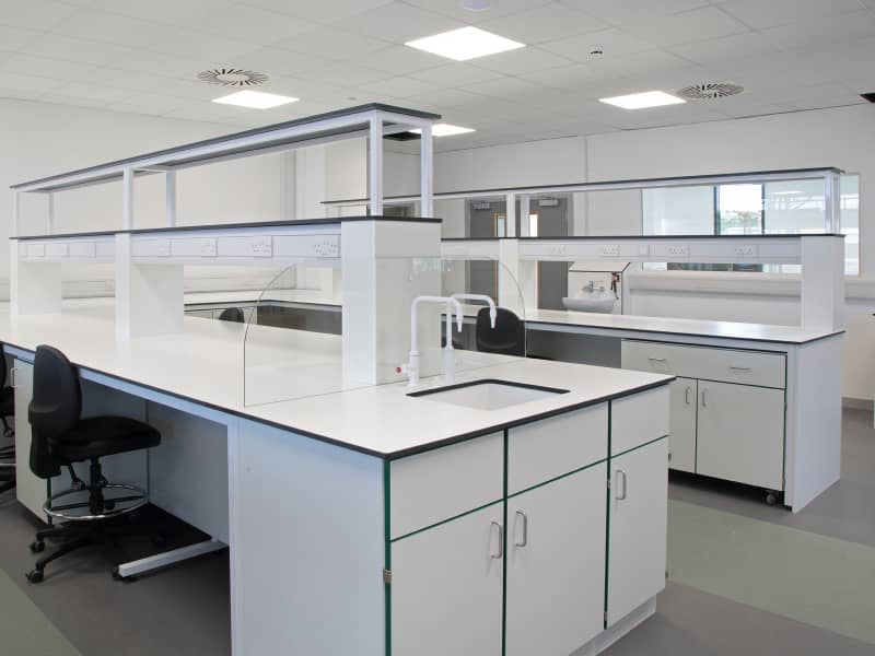 實驗室施工期縮短40天！資深實驗室裝修公司的「搶工期」秘籍