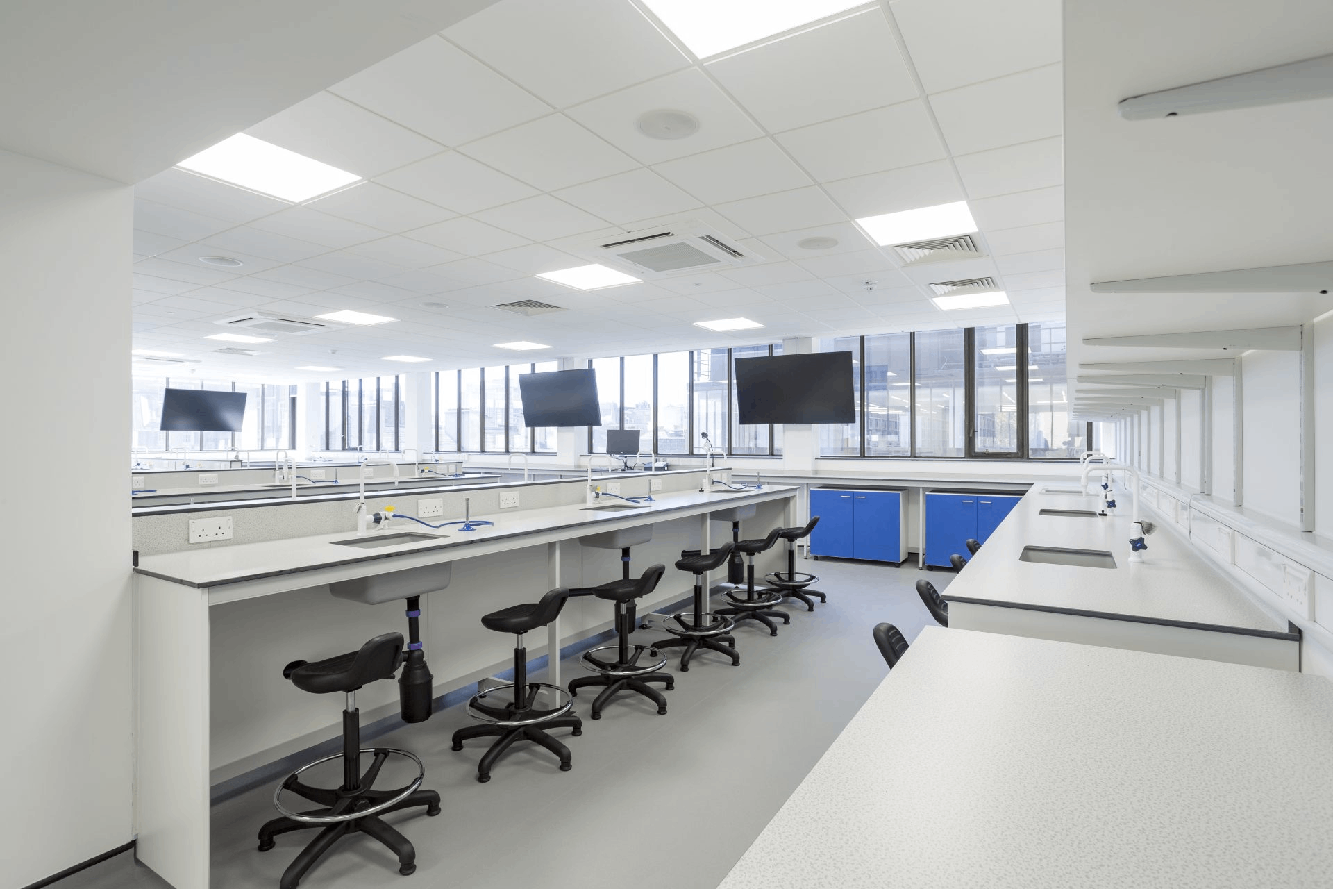 從開始到完工物理實驗室建設流程是怎樣的